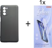 Hoesje Geschikt voor: Motorola Moto G51 5G Silicone - Zwart + 1X Tempered Glass Screenprotector - ZT Accessoires