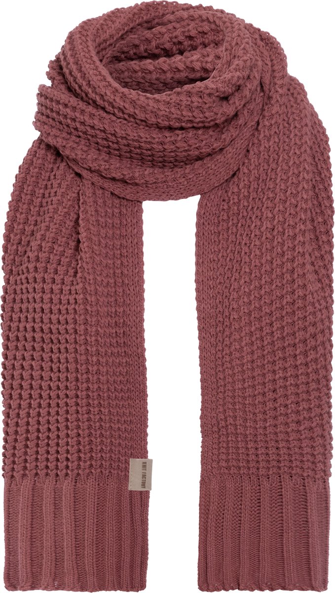 Knit Factory Robin Gebreide Sjaal Dames & Heren - Warme Wintersjaal - Grof gebreid - Langwerpige sjaal - Wollen sjaal - Heren sjaal - Dames sjaal - Unisex - Stone Red - Rood - 200x40 cm