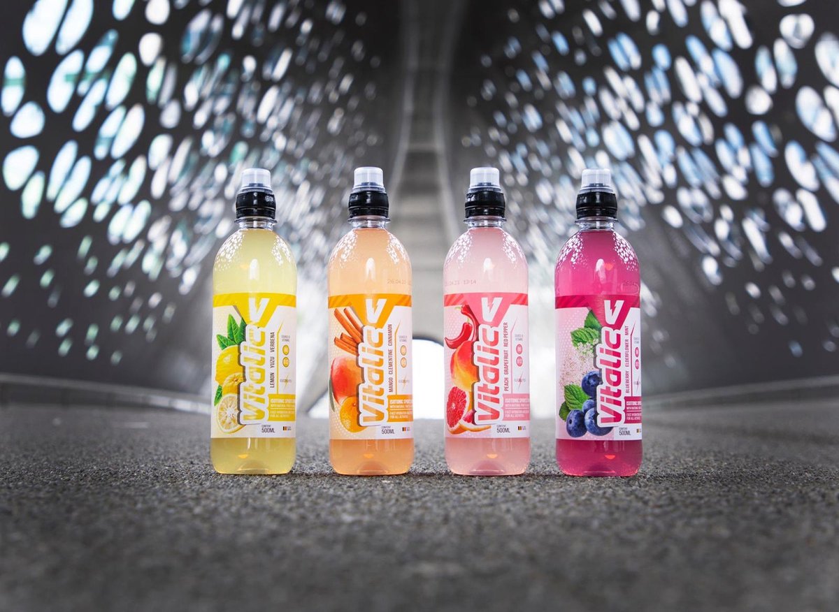 Goedkoopste VITALIC isotone sportdrank combipakket met 4 verschillende smaken 12x500ml
