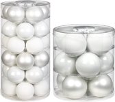 32x stuks glazen kerstballen wit 6 en 8 cm glans en mat - Kerstversiering/kerstboomversiering