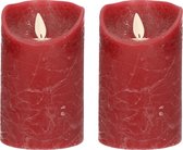 2x Bordeaux rode LED kaarsen / stompkaarsen 12,5 cm - Luxe kaarsen op batterijen met bewegende vlam