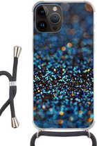 Geschikt voorApple Iphone 14 Pro Max - Crossbody Case - Glitter - Blauw - Abstract - Design - Siliconen - Crossbody - Backcover met Koord - Telefoonhoesje met koord - Hoesje met touw