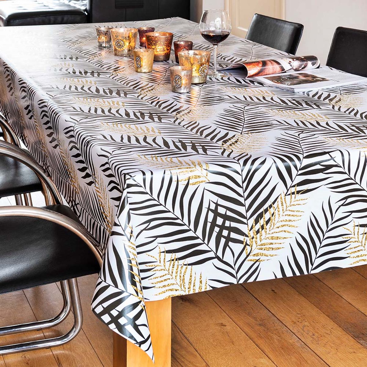Bellatio Design Tafelkleed - wit/zwarte/goud - bladeren - 140 x 220 cm