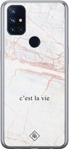 Casimoda® hoesje - Geschikt voor OnePlus Nord N10 5G - C'est La Vie - TPU - Backcover - Bruin/beige - Tekst