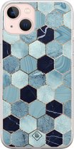 Casimoda® hoesje - Geschikt voor iPhone 13 - Blue Cubes - Siliconen/TPU telefoonhoesje - Backcover - Marmer - Blauw