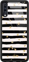 Casimoda® hoesje - Geschikt voor Samsung Galaxy A50 - Hart Streepjes - Luxe Hard Case Zwart - Backcover telefoonhoesje - Zwart
