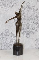 Bronzen Beeld Dansende Man 57.2 cm Hoog.