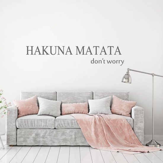 Hakuna Matata - Donkergrijs - 80 x 16 cm - woonkamer slaapkamer engelse teksten