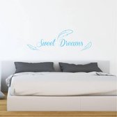 Muursticker Sweet Dreams Met Veren - Lichtblauw - 80 x 27 cm - slaapkamer engelse teksten