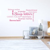 Muursticker Slaap Lekker In Diverse Talen - Roze - 80 x 31 cm - slaapkamer alle