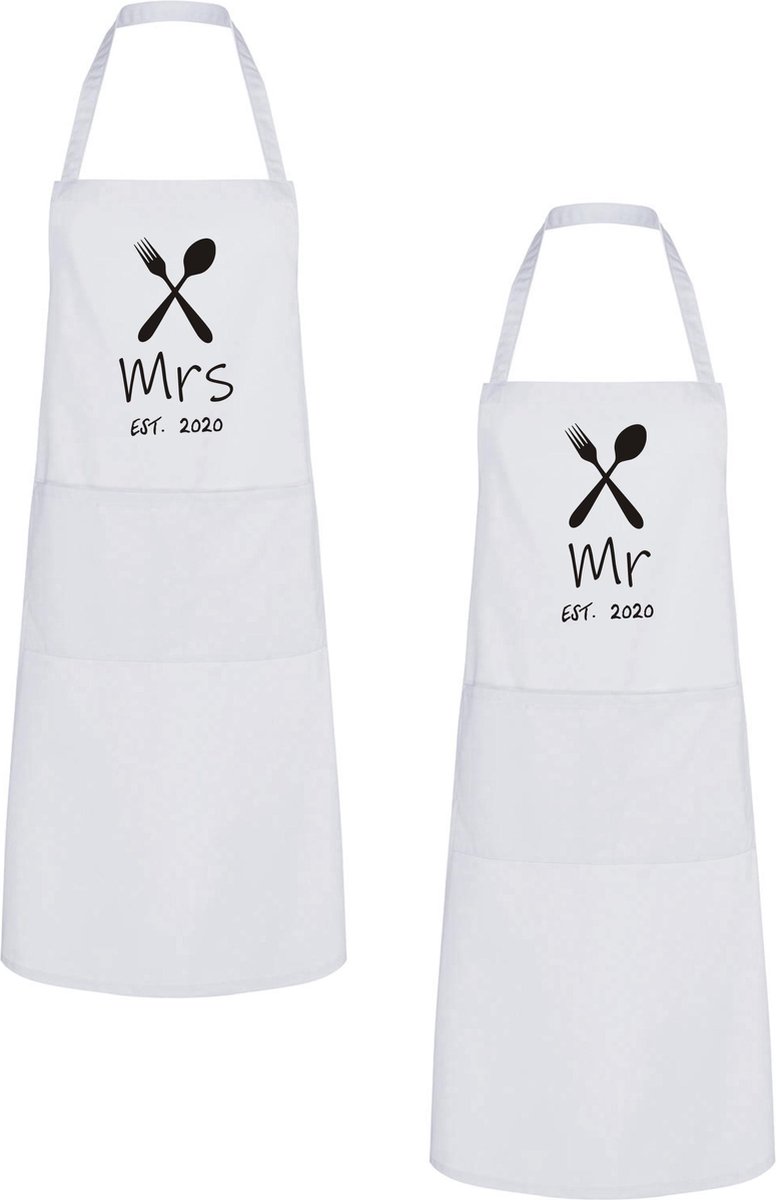 Go Mama™ – Keukenschort “Mrs. Mr. est. 2020” – Koppel kookschort – One Size – Verstelbaar – Wit – Origineel trouwcadeau of samenwonen cadeau