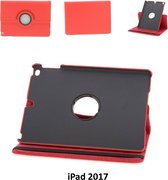 Geschikt voor Apple iPad 9.7 (2017) en Apple iPad 9.7 (2018) Rood 360 graden draaibare hoes - Book Case Tablethoes