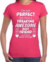Freaking awesome Best friend / geweldige beste vriend cadeau t-shirt roze dames -  kado shirt  / verjaardag cadeau L