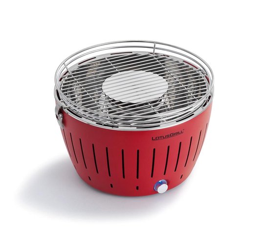 Rode LotusGrill met zilverkleurige binnenkant en grillrooster.