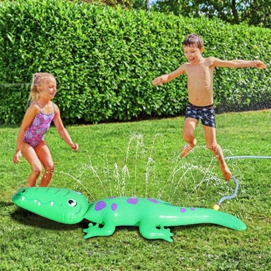 Water speelgoed - Buitenspeelgoed - Opblaasbaar - Water speelgoed -  Opblaasbare water sproeiende krokodil - 140x56 cm - (incl. wateraansluiting / kraanstuk)