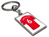 Manchester United Shirt met Jouw Naam - Seizoen 22/23 - Gepersonaliseerde Sleutelhanger met Jouw Naam en Nummer - Cadeau - Verjaardag - Kerst - Kado - Valentijn - Gepersonaliseerd