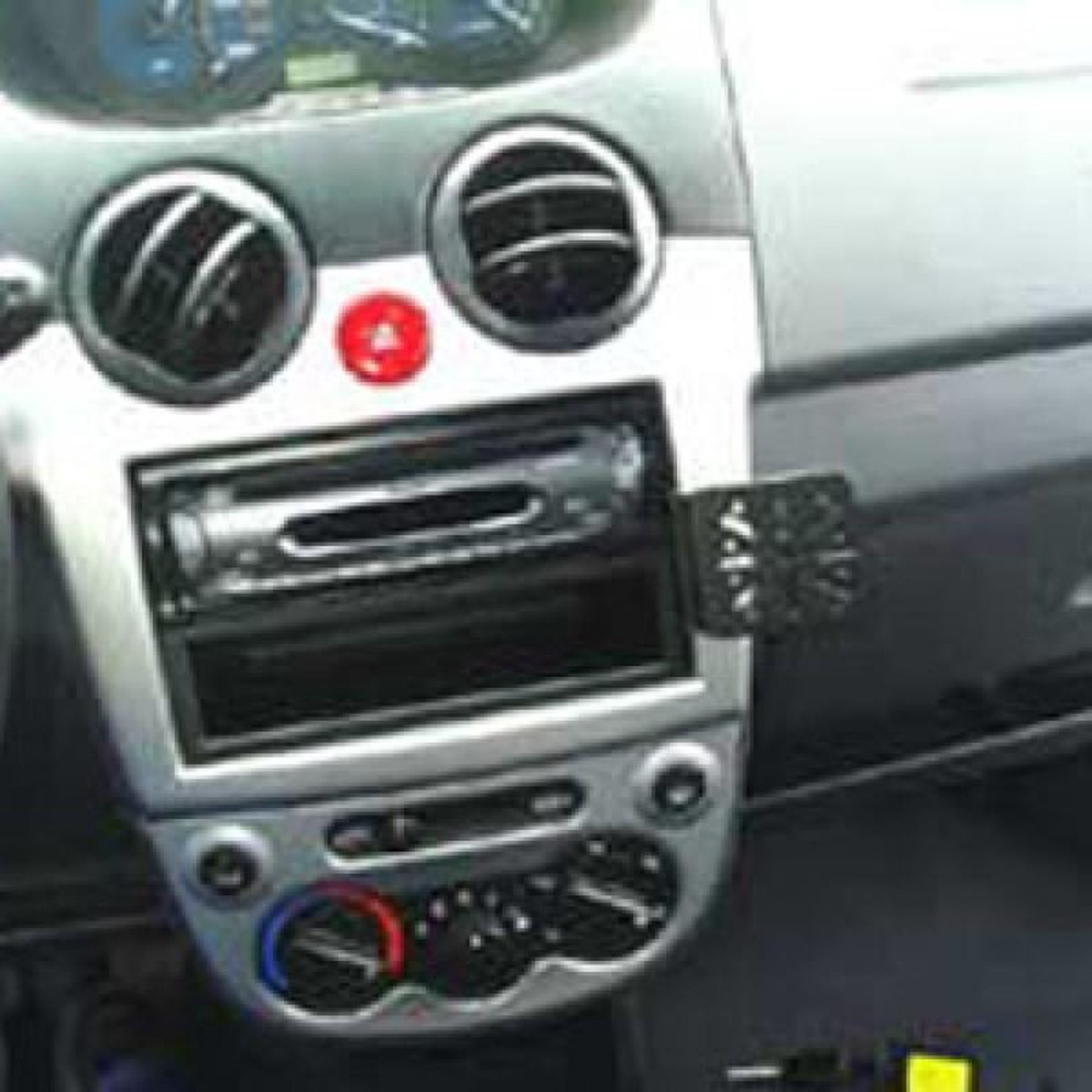 Houder - Dashmount Chevrolet Matiz 2005-2010 Kleur: Zwart LET OP: UITLOPEND ARTIKEL STERK IN PRIJS VERLAAGD!