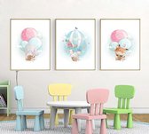 Postercity - Design Canvas Poster Set 3 Vosje Olifant en Giraffe in Luchtballon / Kinderkamer / Dieren Poster / Babykamer - Kinderposter / Babyshower Cadeau / Muurdecoratie / 40 x