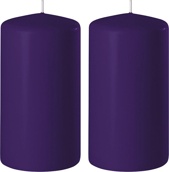 2x Paarse cilinderkaarsen/stompkaarsen 6 x 8 cm 27 branduren - Geurloze kaarsen paars - Woondecoraties