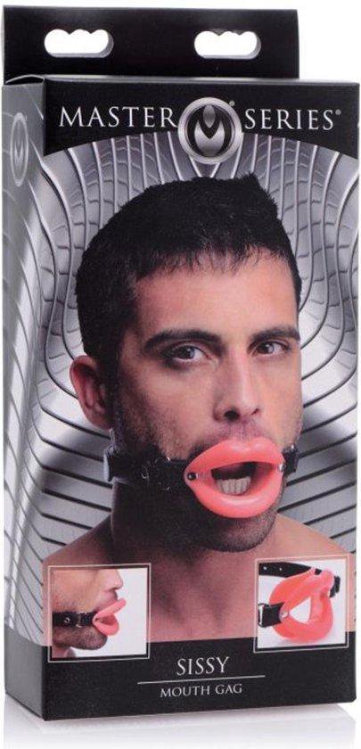 Emballage avec un homme portant un bâillon de bouche rose. Titre : SISSY MOUTH GAG. Marque : MASTER SERIES.