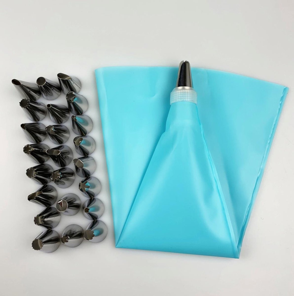 Sens Design - Spuitzak met 24 spuitmondjes – herbruikbaar - blauw