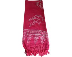Hamamdoek, pareo, sarong, yogadoek, wikkelrok, saunadoek, lengte 115 cm breedte 165 cm figuren dolfijnen kleuren roze wit versierd met franjes.