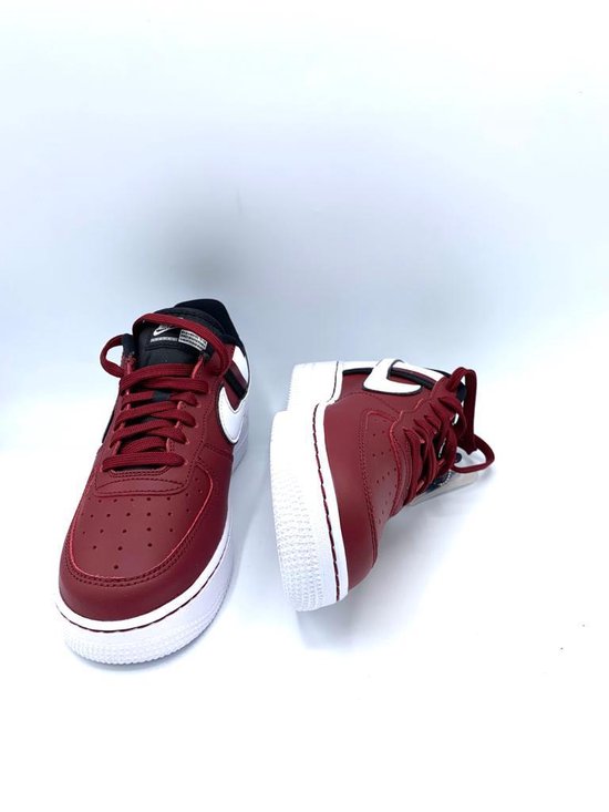 bol.com | Nike Air Force 1 '07 LV8 2- Sneakers Heren- Maat 39 bol.com | Nike Air Force 1 '07 LV8 2- Sneakers Heren- Maat 39