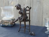 Tuinbeeld - bronzen beeld - Meisje op stoel - Bronzartes - 22 cm hoog