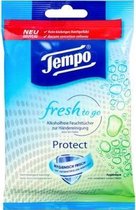 Tempo vochtige hygiënische doekjes Fresh To Go Protect - 15 x 10 stuks - Voordeelverpakking