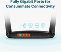Achterkant van de zwarte TP-Link router met vier LAN-poorten, WAN/LAN-poort en micro-SIM-kaartsleuf.