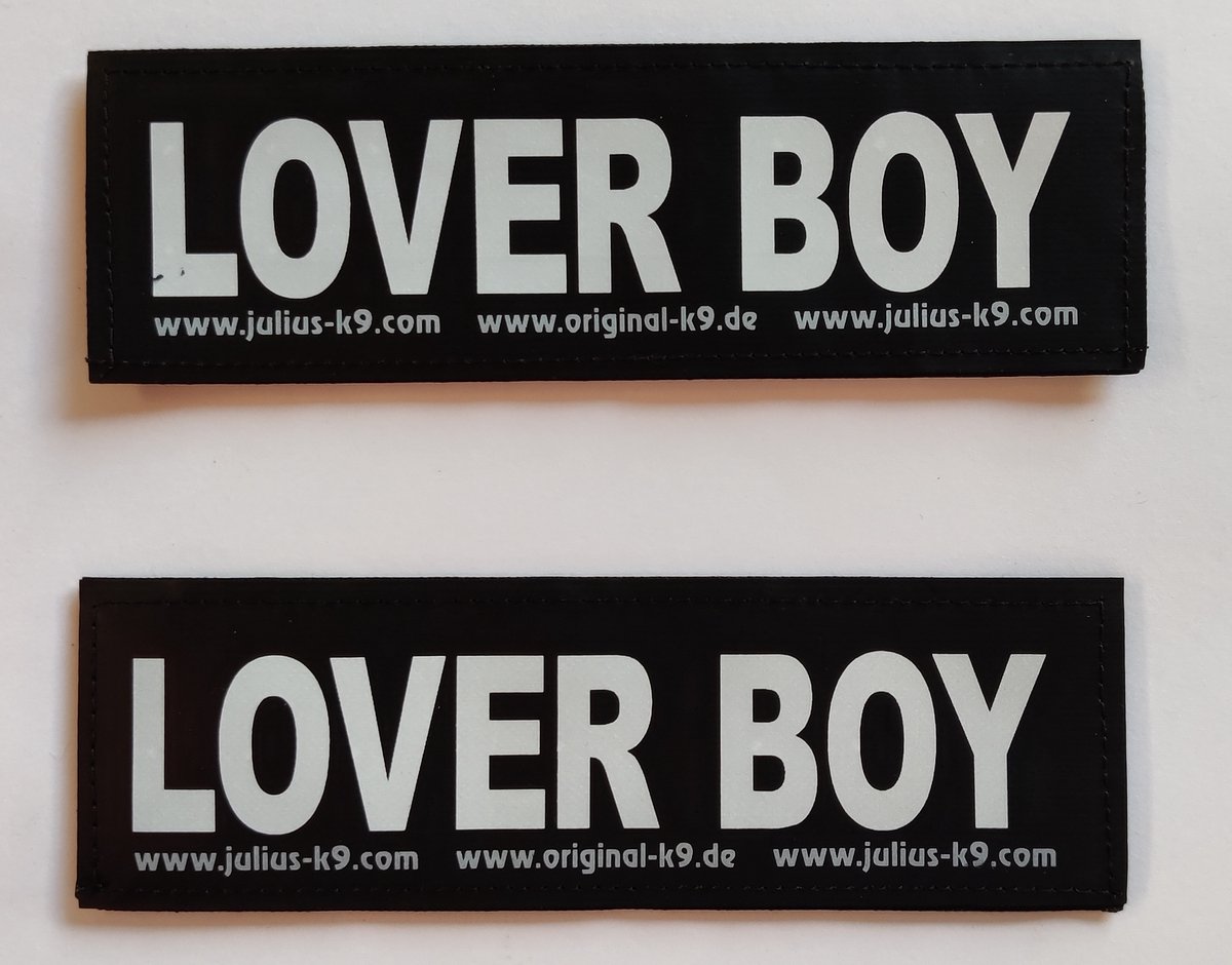 Julius K9 Tekstlabel – Loverboy groot