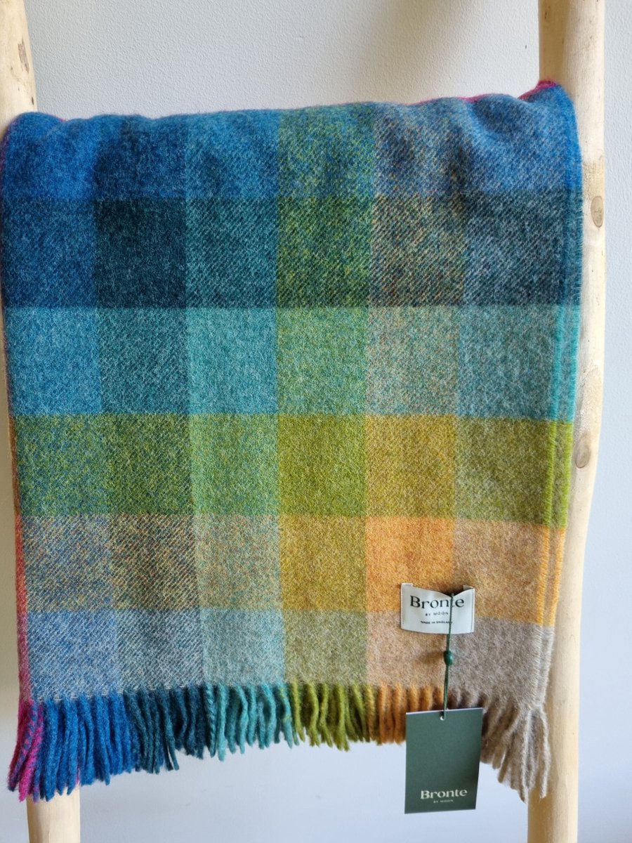 Bronte by Moon Wollen Plaid - HARLEQUIN Tutti Frutti - 140x185cm - Bronte x Plaids.shop Multicolor, Blauw