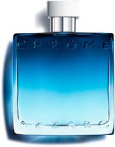 Azzaro Chrome Eau de Parfum fles met blauw naar wit verlopende glazen omhulling.