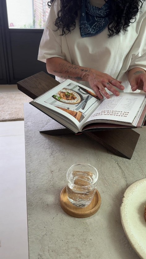 COOKX - Eikenhouten Boekenstandaard - Chocolade - X-vormig - Boekenhouder/ Boekensteun