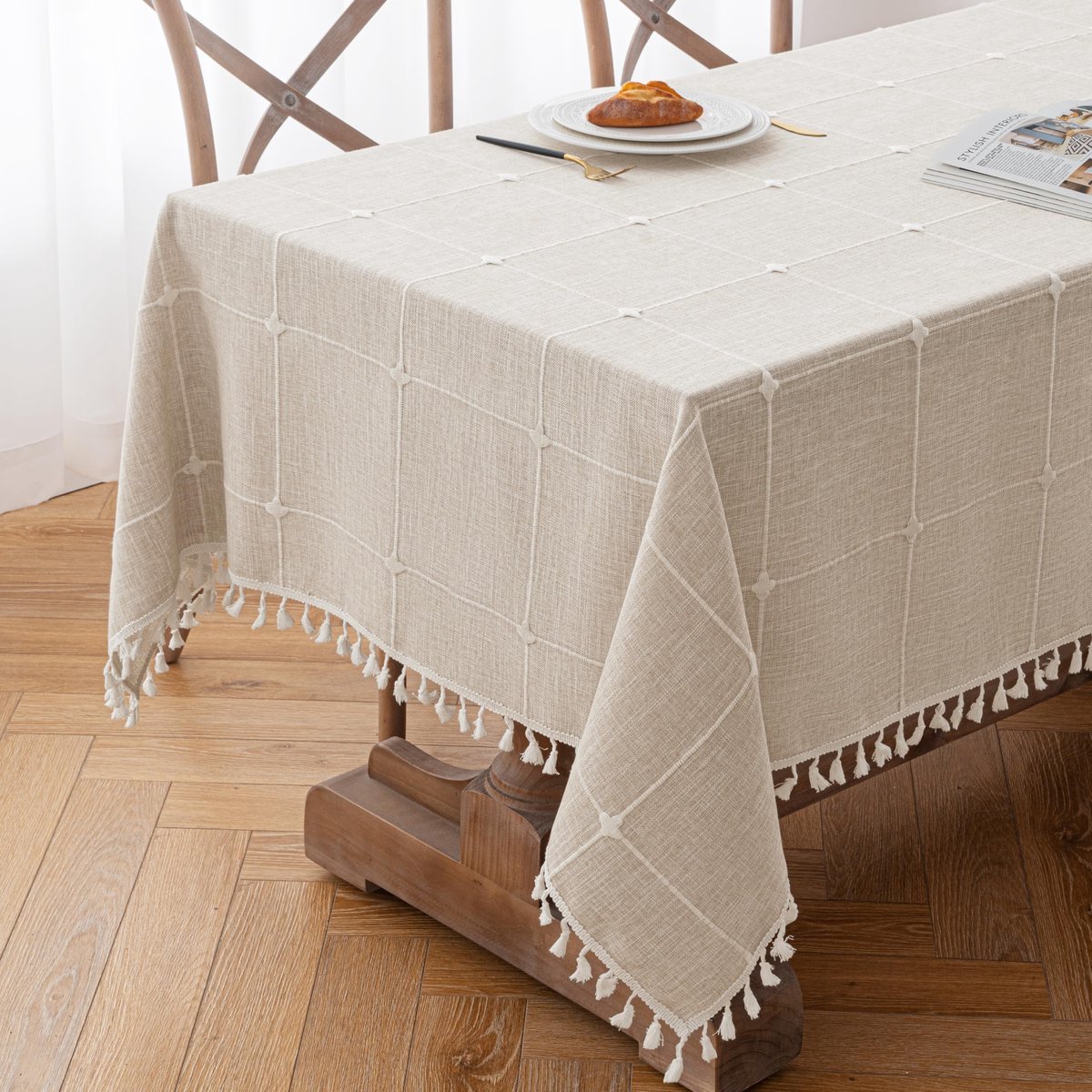 Dailygoods - Waterafstotend Rechthoekig Tafelkleed 140 x 240 cm in Beige Geruit