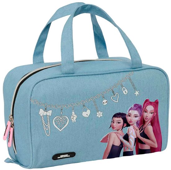 Trousse de toilette bleu clair avec une image de trois filles K-Pop et une chaîne à breloques.