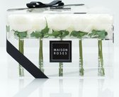 Flowerbox 25 witte rozen - Transparant acryl