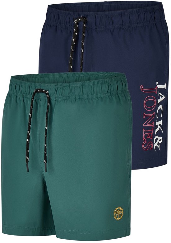 Ensemble de deux maillots de bain: un vert foncé avec écusson, un bleu marine avec texte.