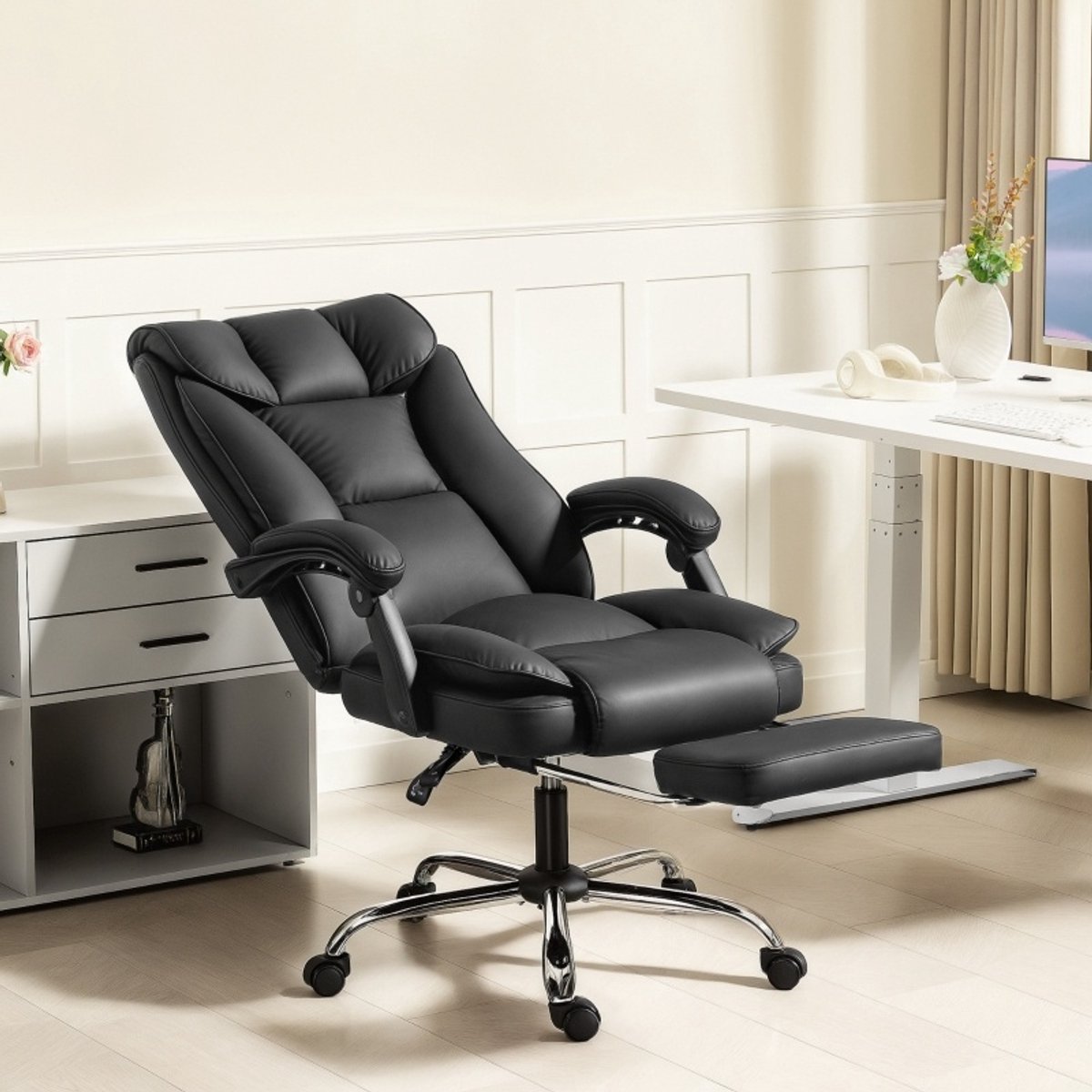 Ergonomische-Bureaustoel-Met-Voetensteun-Inklapbare-Office-Chair-155°-Verstelbare-Hoogte-360°-Draaibaar-Zwart-Recliner-Gaming-Bureaustoel-Thuis-Kantoor