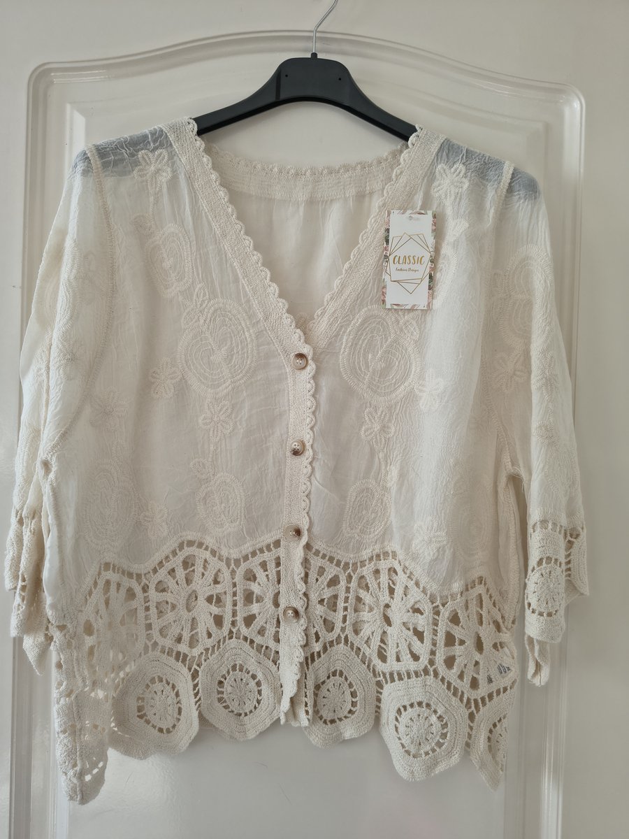 Dames vest Justa-effen beige-Maat M/L-driekwart mouwen