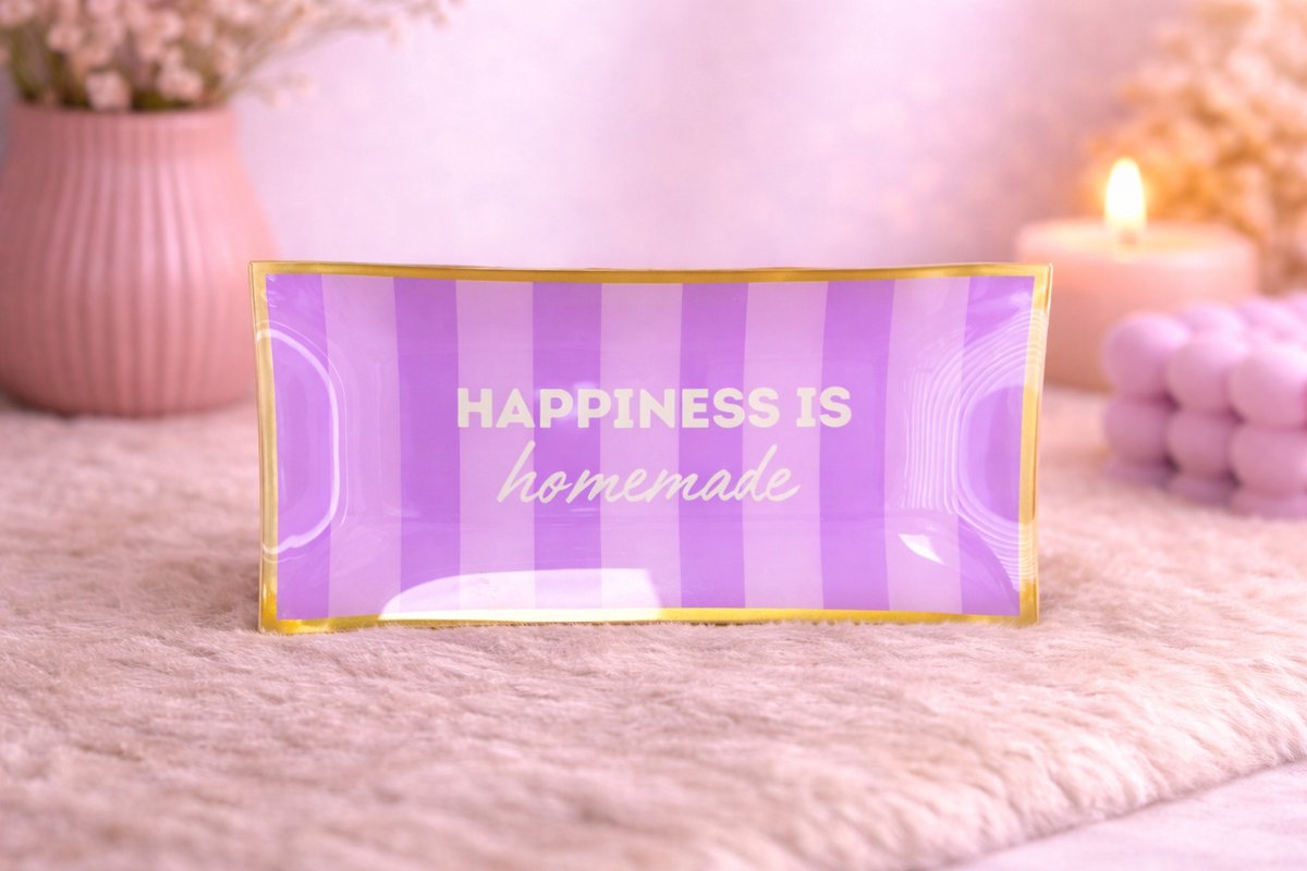 Glazen Bord ‘Happiness is homemade’ | Viva Femme | Glazen bord met tekst | Decoratie | Cadeau | Moederdag | Housewarming | Wonen | Gebaksbord | Dessertbord | Liefde | Geluk | Verrassing