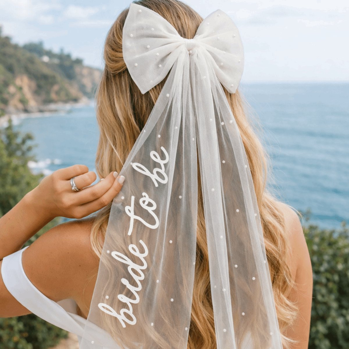 KZQ Witte Bruidssluier Haarclip Met Strik En Parelmoer Voor Bruid Vrijgezellenfeest En Bridal Shower