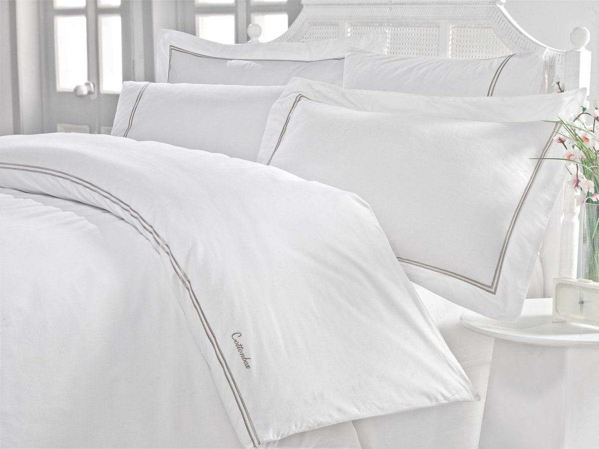 Asir dubbele dekbedovertrekset – wit/grijs WhiteGrey