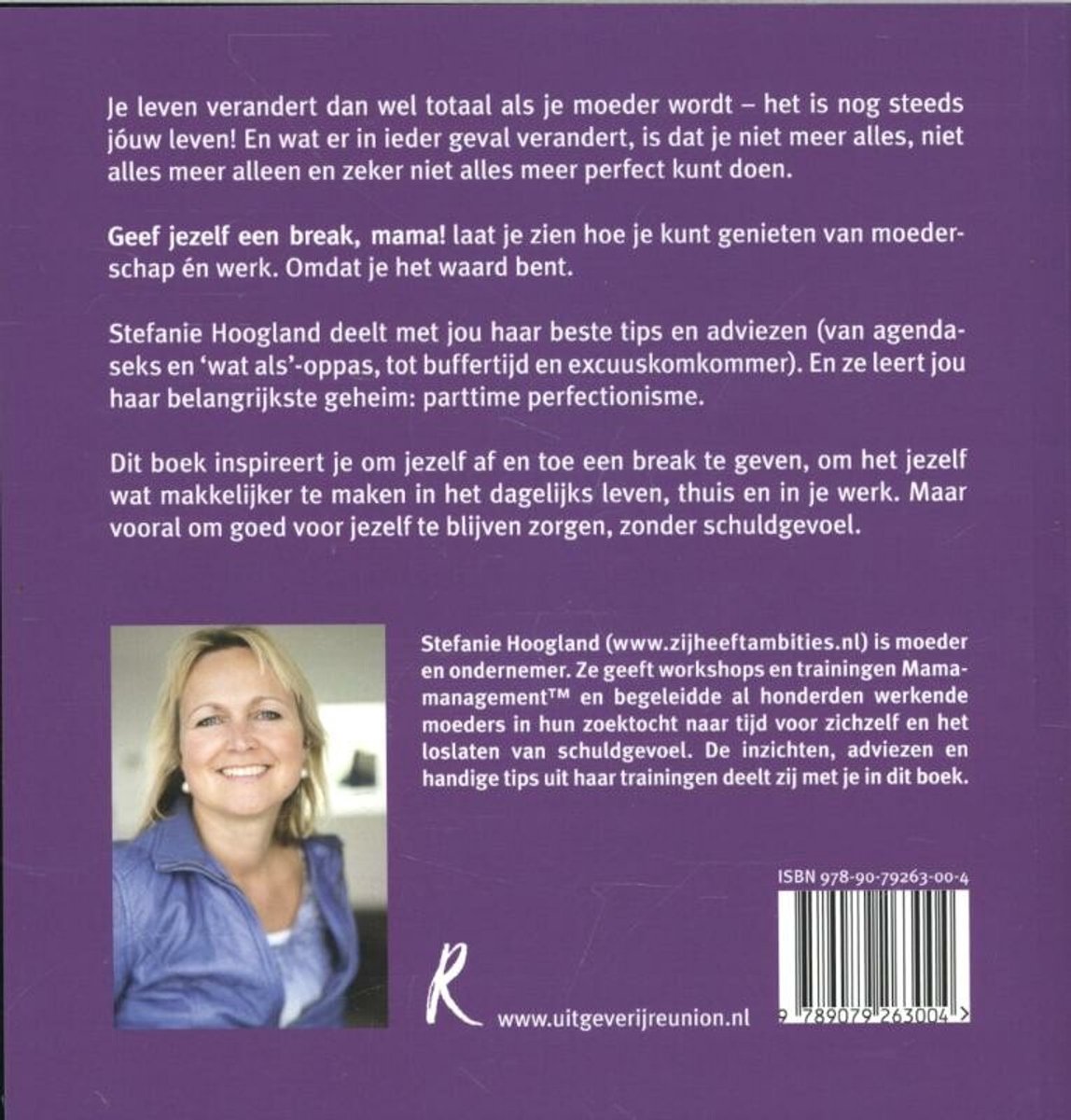 Achterkant van een boek met een foto van de auteur, Stefanie Hoogland.