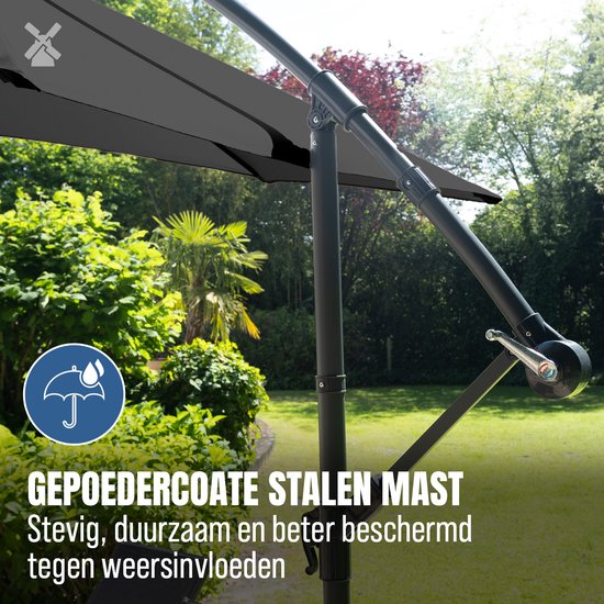 Close-up van de gepoedercoate stalen mast van een grijze parasol.