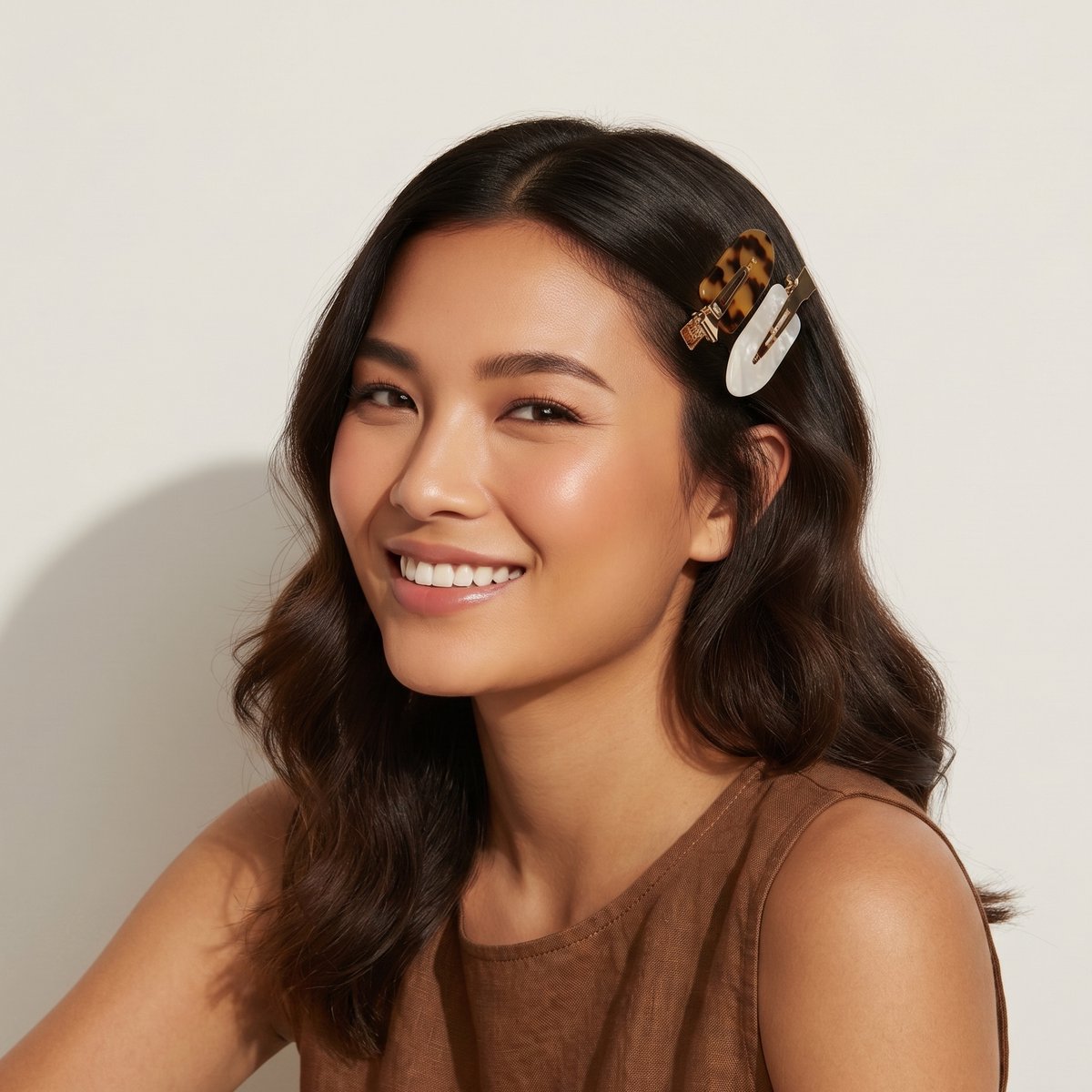 YOSMO Luxe Haarklemmen - Kappers Haarklemmen voor Stylen en Knippen - Sectioning Clips - 4 stuks - Ivoor - Beige - Anti slip voor Dik en Fijn Haar