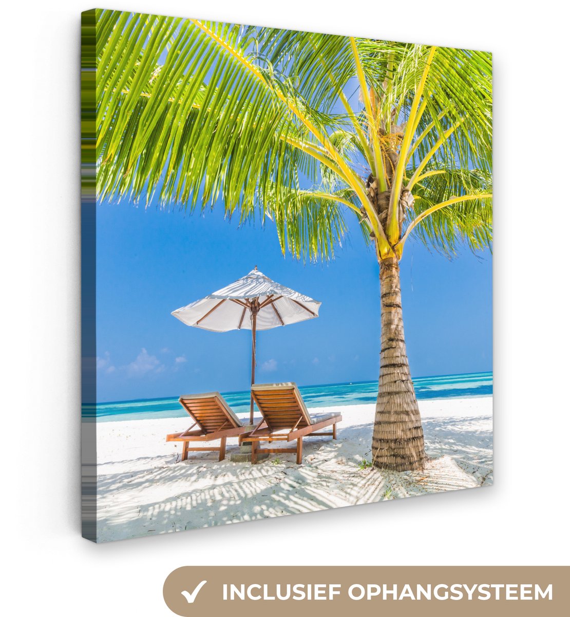 Canvas schilderij 90x90 cm - Wanddecoratie Palmboom - Strandstoel - Parasol - Muurdecorati