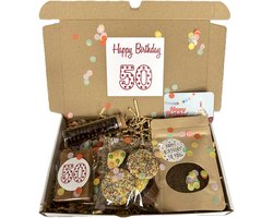 50 Verjaardag koffie brievenbus cadeau - chocolade - fudge - mokkaboontjes