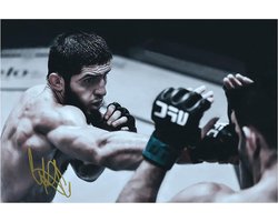 Islam Makhachev Poster - Foto Print Wanddecoratie - Woonkamer Decoratie - Pro Lustre Papier - A4 (21 x 29.7 cm)