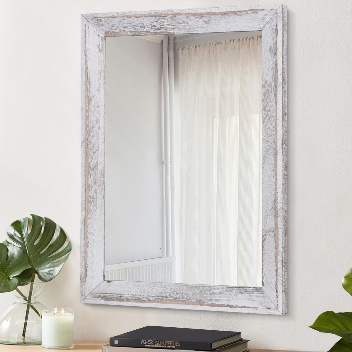 Rustieke houten wandspiegel voor slaapkamer en badkamer - Decoratieve rechthoekige spiegel met witte lijst voor een sfeervolle inrichting